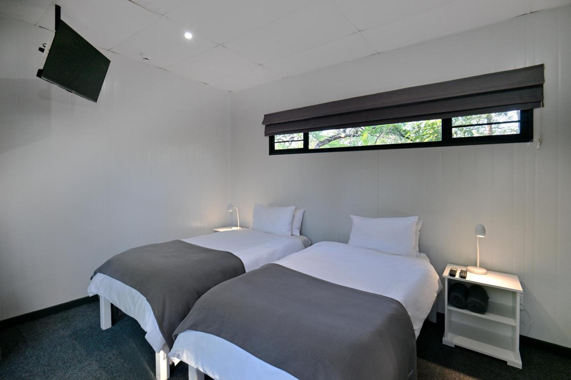 Sleepover Kruger Gate Skukuza Room photo