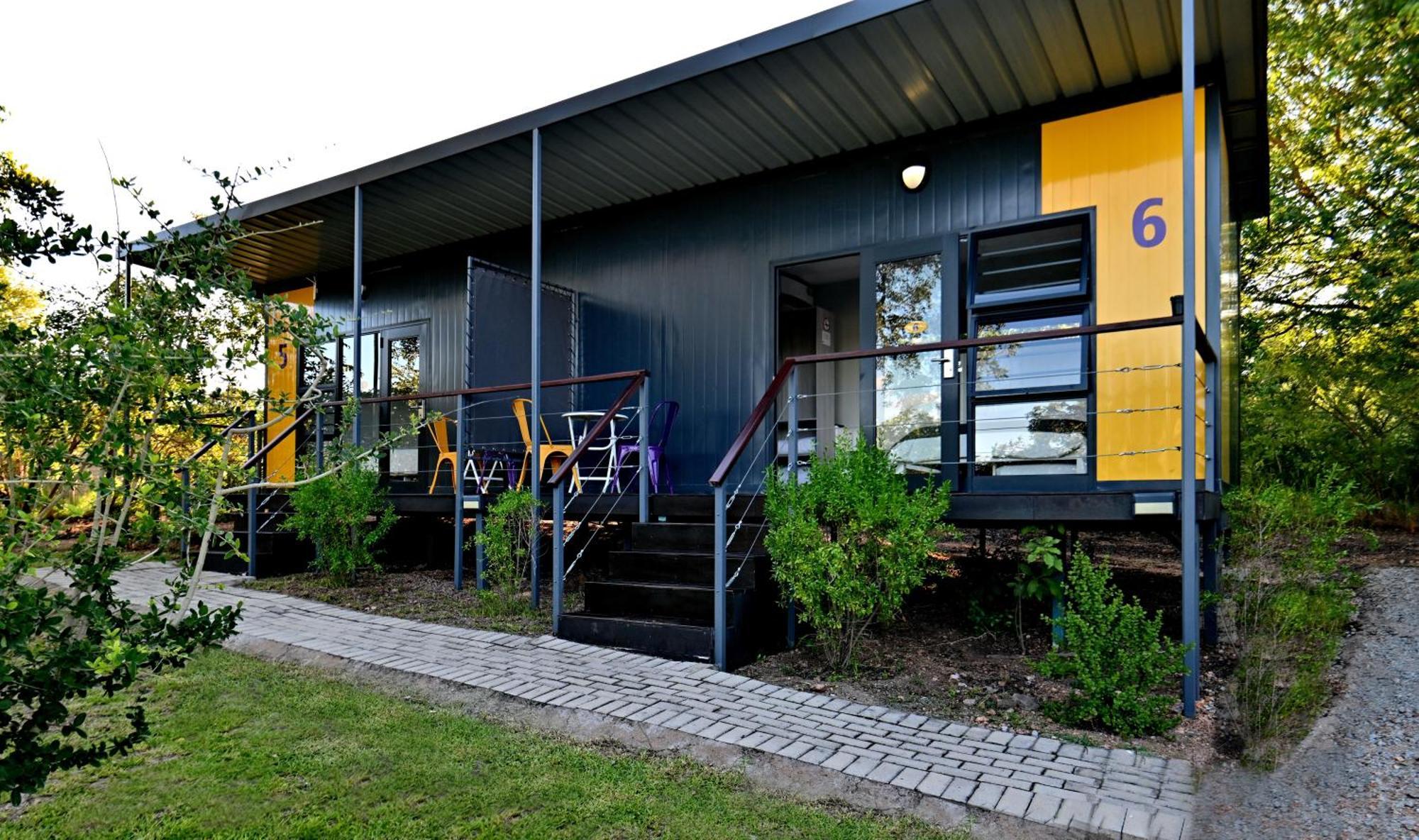 Sleepover Kruger Gate Skukuza Exterior photo